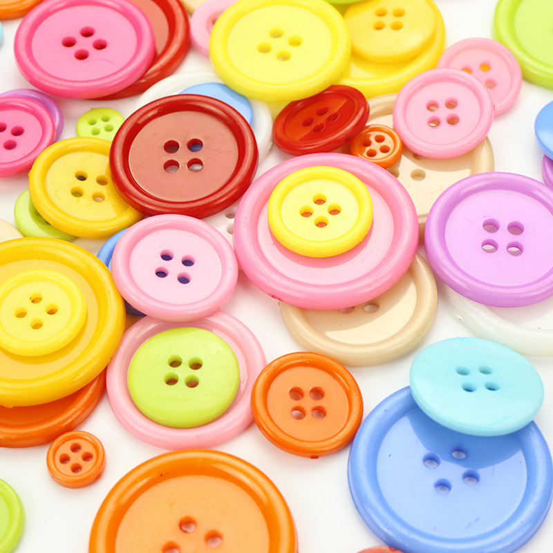 Plastic Buttons